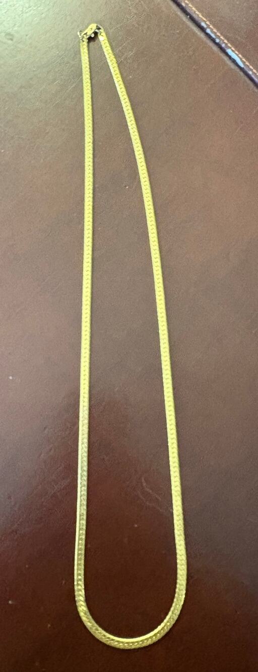 Vintage Gold Tone Flat Herringbone Chain Necklace 28” Long Unmarked